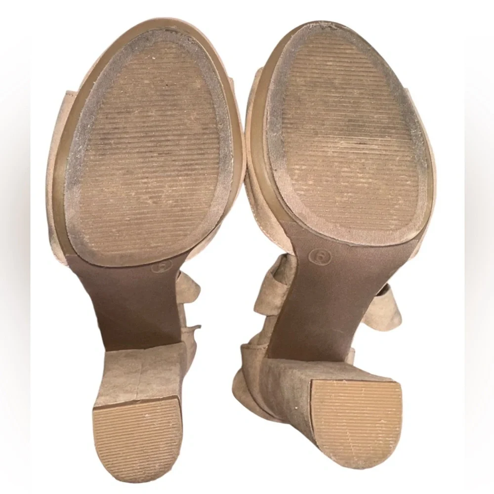 Lulu’s Dorian Natural Suede Lace-Up Platform Heels - Picture 11 of 16